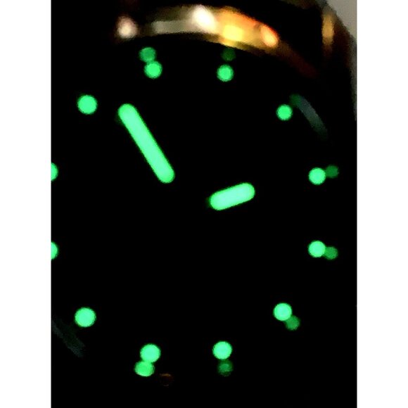 Victorinox Swiss Army Men's Watch 241387.CB Black Dial Quartz Rubber Strap 40mm - Picture 7 of 14